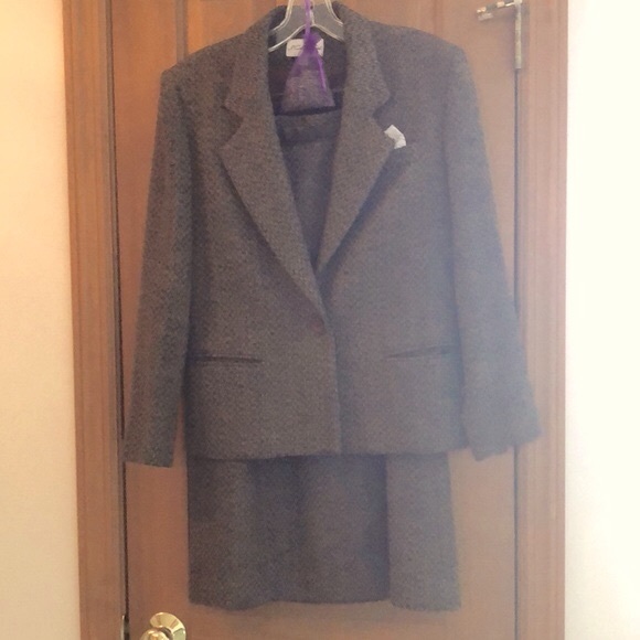 Vintage Brown textured weave wool suit, size 8 - Picture 1 of 16